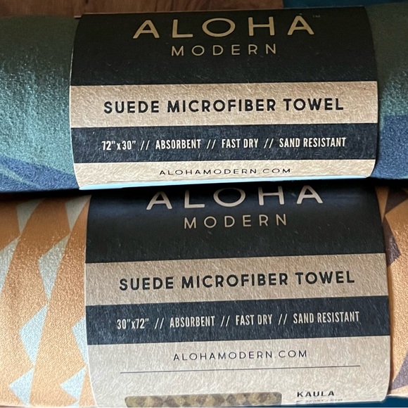 Aloha Modern Other - NEW Bundle of 2 - Aloha Modern Microfiber towels